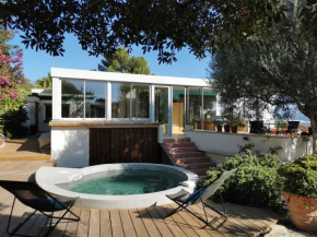 VILLA HELIOS - vue mer, terrasse, jardin, piscine, parking